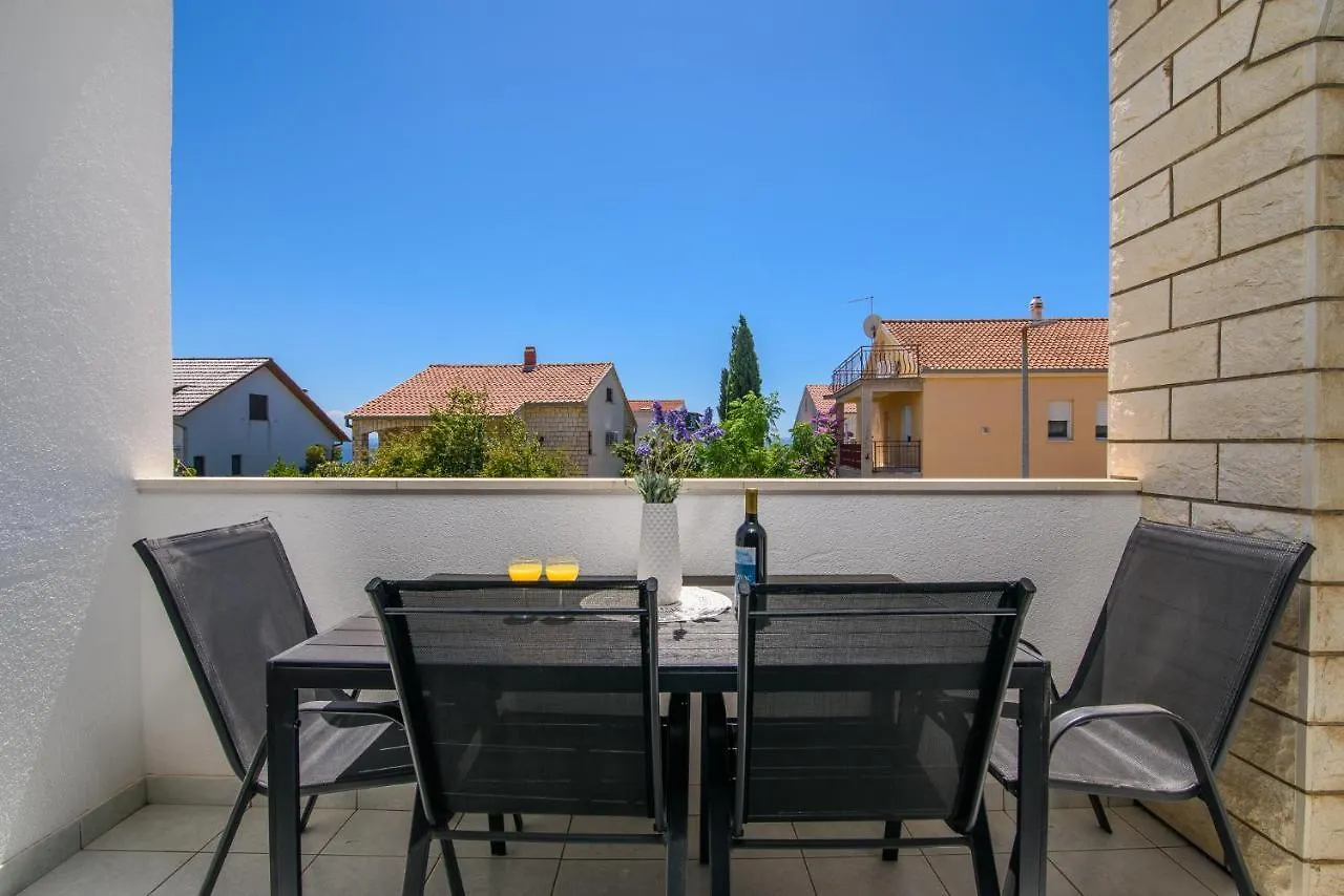 Apartments Kristo Trogir