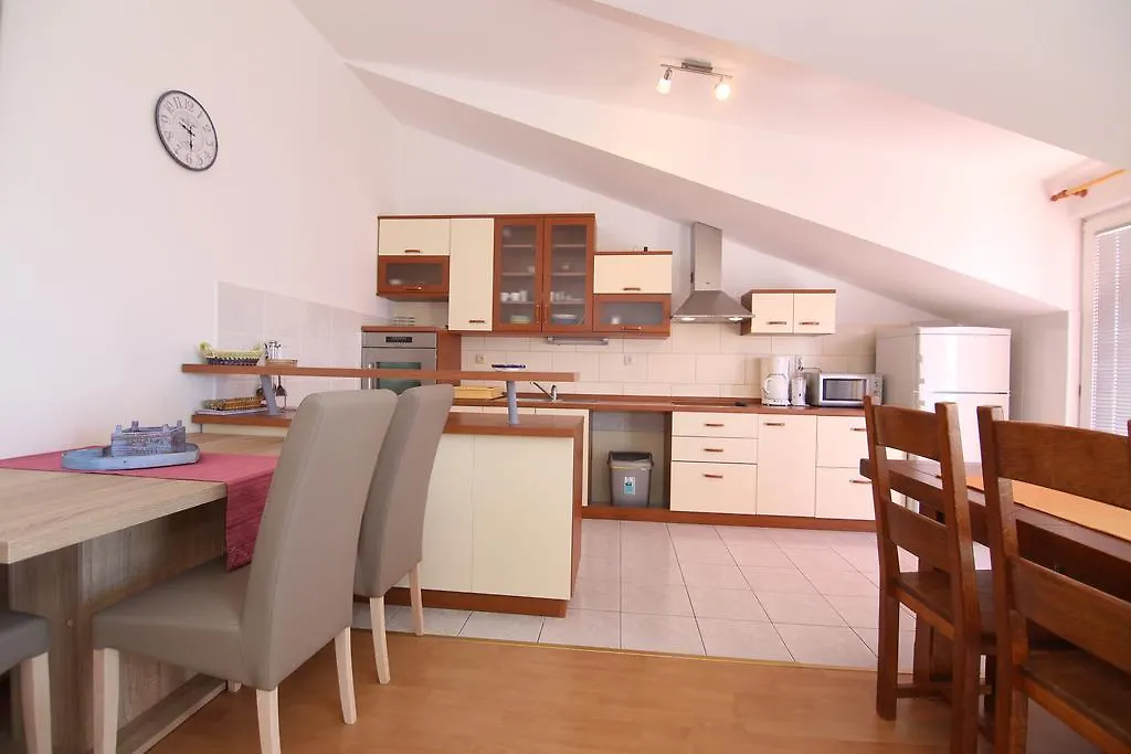 Apartments Kristo Trogir Croatia