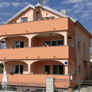 Apartment Juric, Trogir